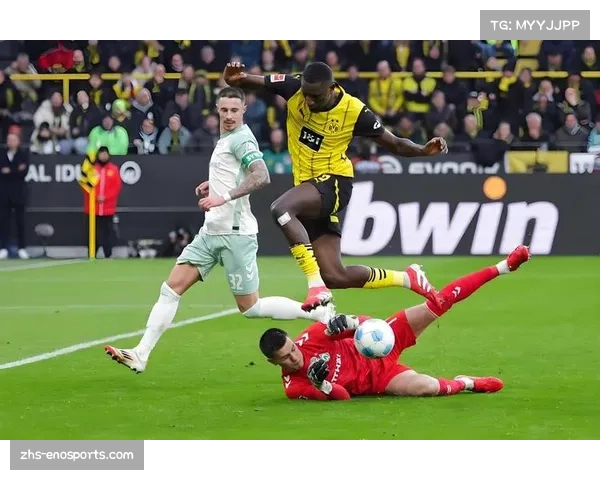 朗斯防线遭遇严重伤病危机 四名后卫缺阵影响争冠稳定性 朗斯防线遭遇严重伤病危机 四名后卫缺阵影响争冠稳定性